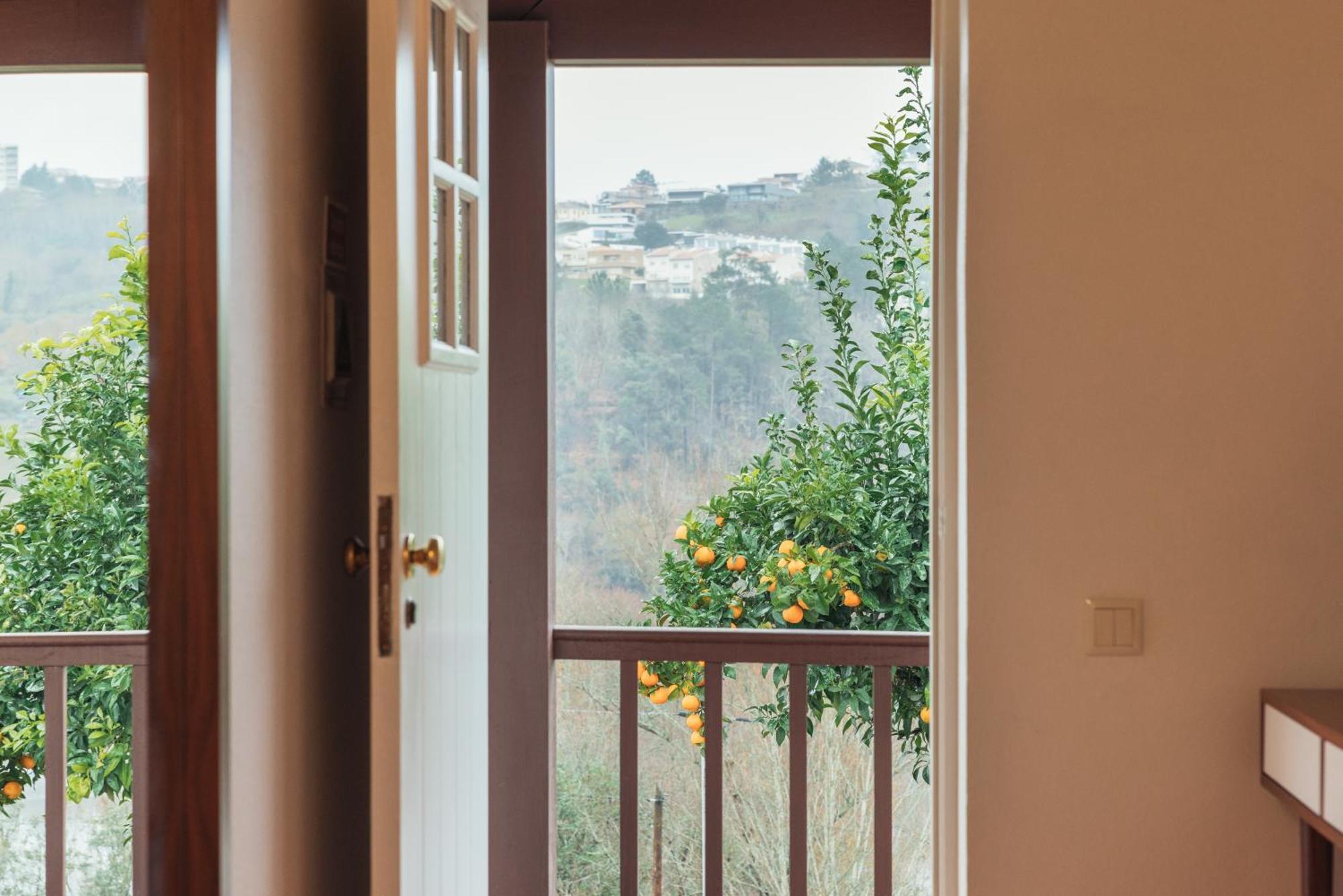 Quarto Duplo com Vista Jardim